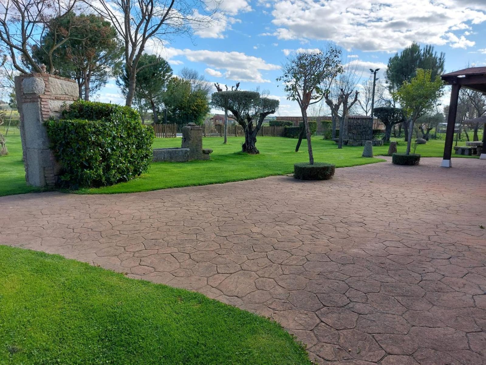 Complejo Rural La Badia Villa Lucillos Екстериор снимка